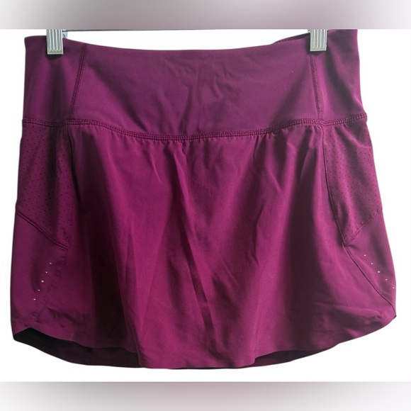 ATHLETA RUN WITH IT 14” SKORT XS BURGUNDY ATHLETIC TENNIS RUNNING SKIRT - Picture 4 of 12